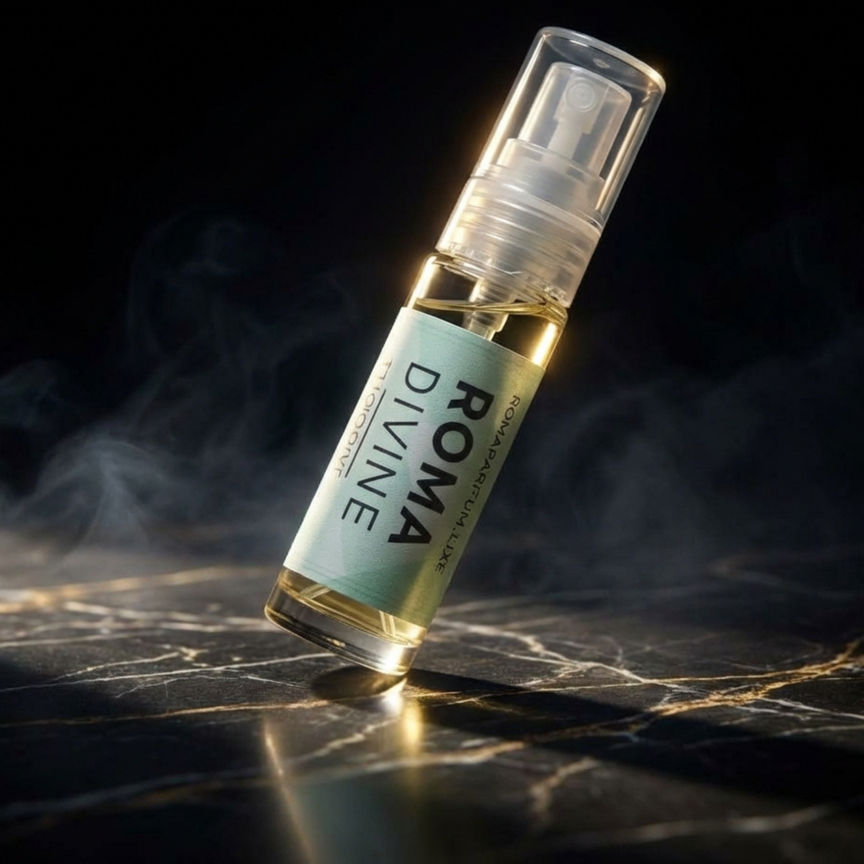 Roma Divine 2mL Extrait de Parfum Sample (40% Oil) – Unisex Mint, Vanilla & Wood